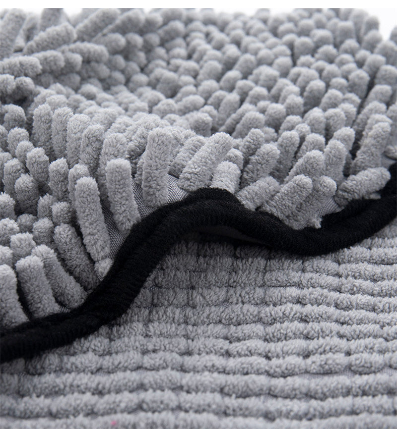 Super Absorbent Pet Bath Towel – Quick-Drying Microfiber for Dogs & Cats